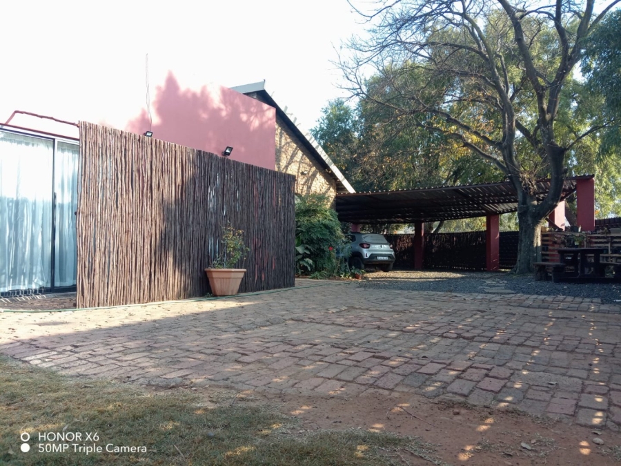 3 Bedroom Property for Sale in Ifafi North West
